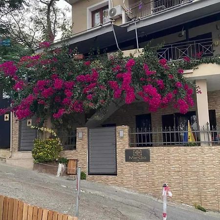 Margio Skiathos Apartments *